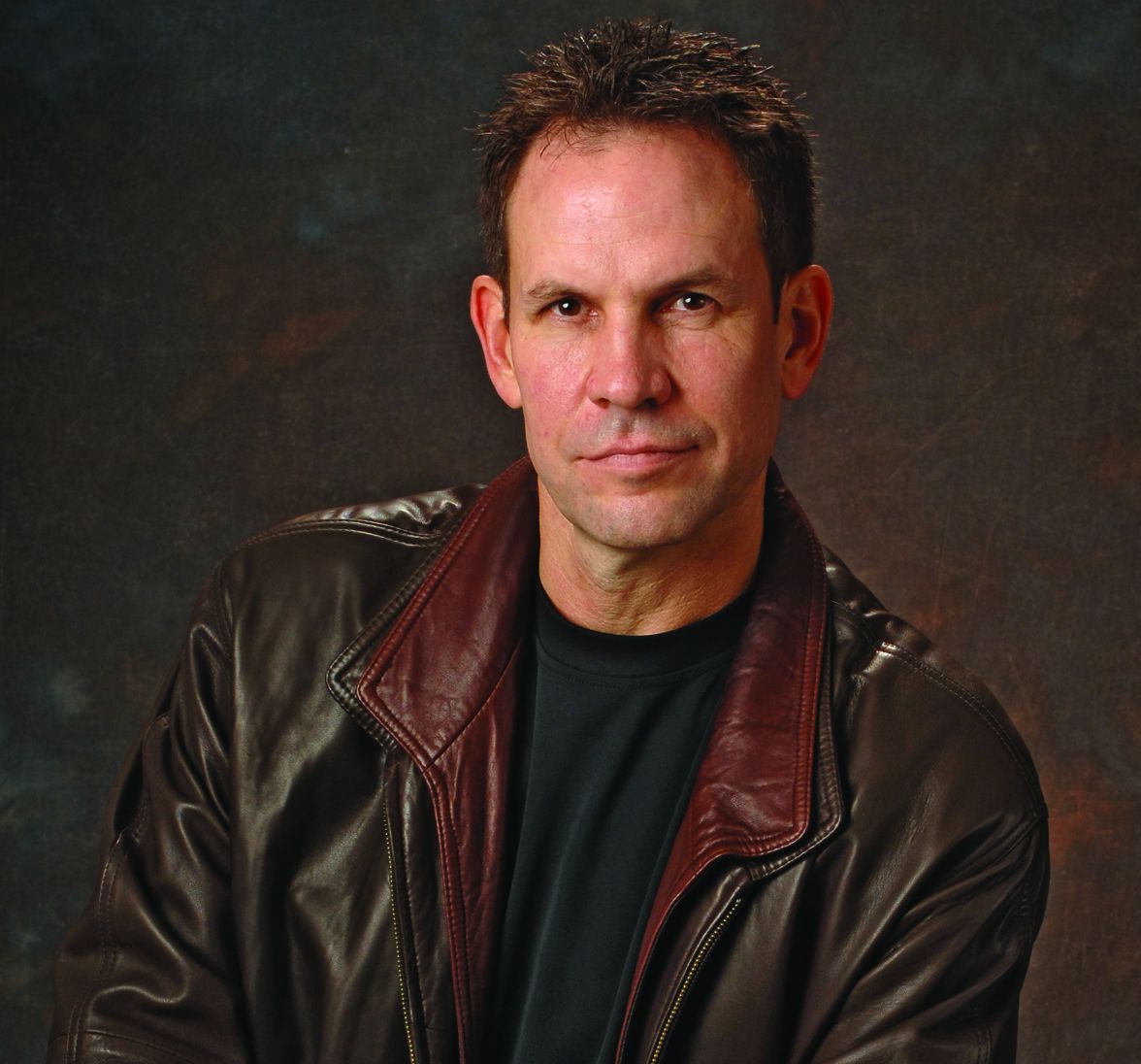 PhillipsPhotoHeadShot3x3.jpg